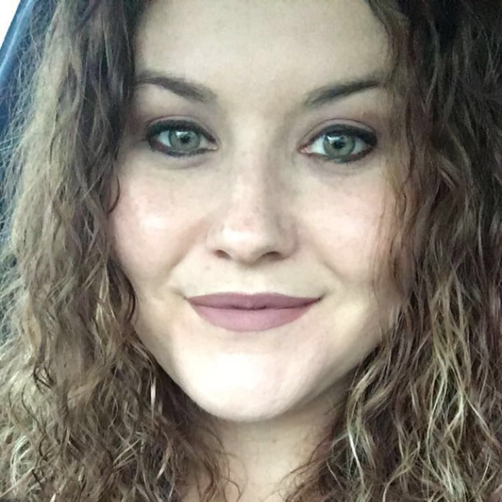 Meet your Posher, Tina